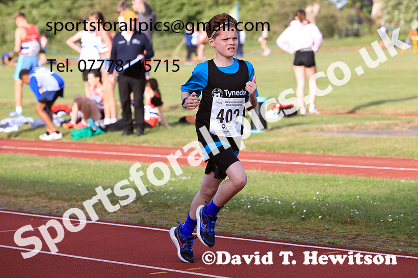 The 800 metres, 2025 NEGP No 2, Monkton Stadium, Wednesday, May 28th. Photo: David T. Hewitson/Sports for All Pics